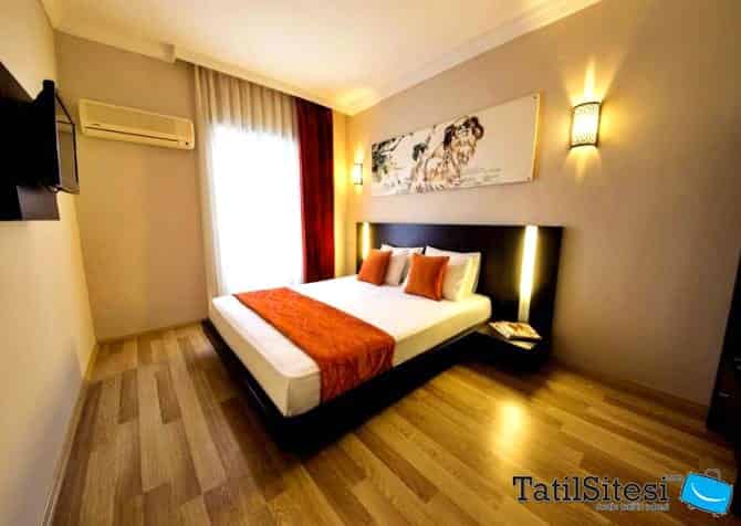 Leamira Hotel